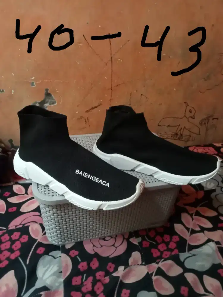 Sepatu baru teaya dusss