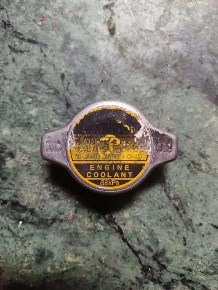 Tutup Cap Radiator Kecil 88 Kpa 0.9 Bar Orignl Denso Japan Corolla dll