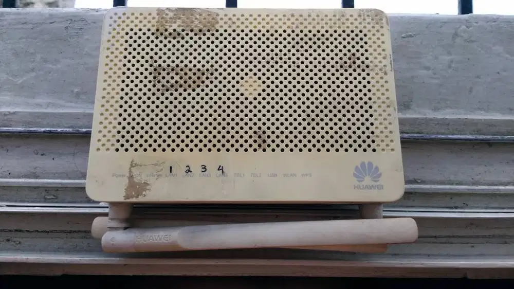 Modem Router Wifi Huawei HG8245H Indihome