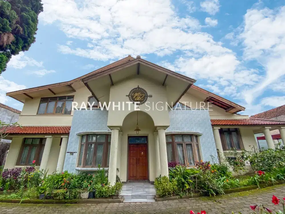 Dijual Rumah Strategis & untuk Usaha,  Jl. Maribaya, Bandung