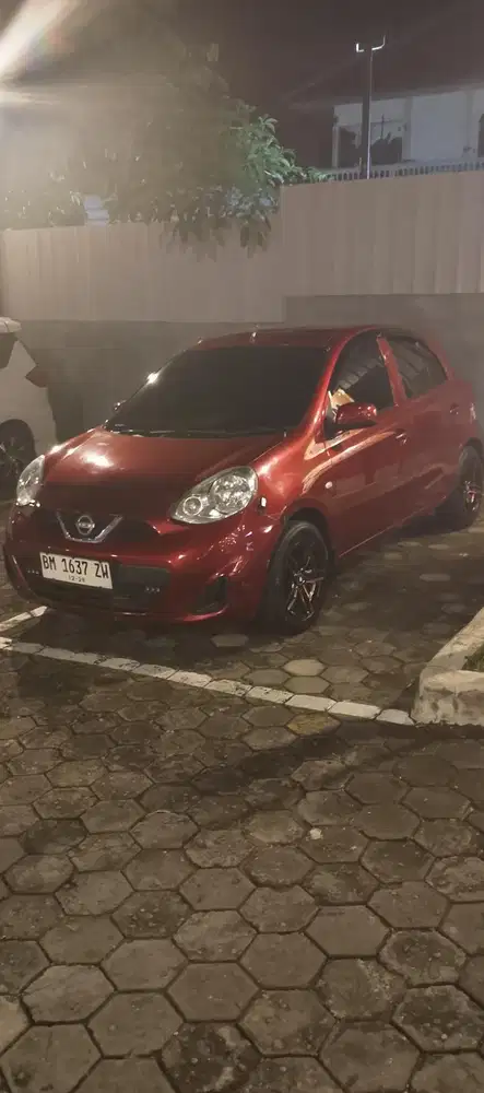 Nissan March 2018 Bensin