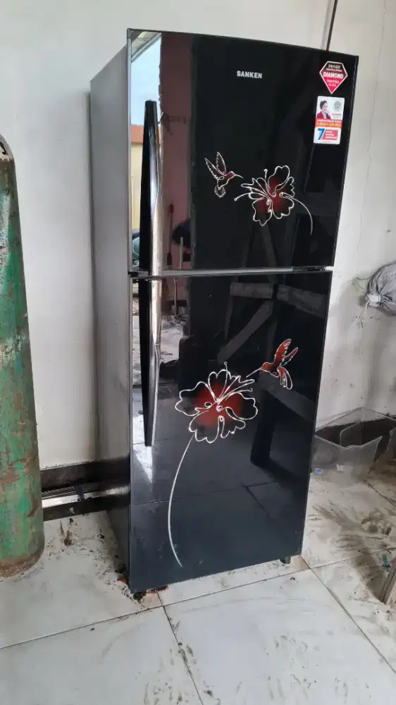 Kulkas sanken 2 pintu normal bagus josa
