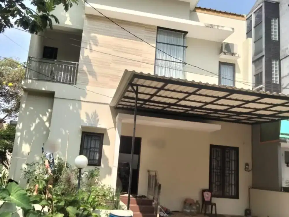 Termurah! Rumah 2 Lantai di Istana Regency Sudirman Bandung