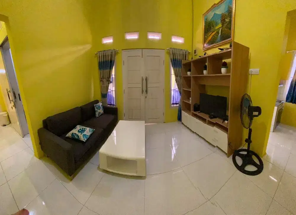 Rumah 3 kamar 1 kamar mandi fasilitas apartemen Indramayu kota.