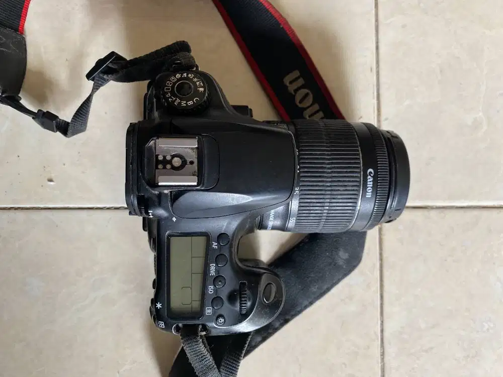 Kamera DSLR Canon 60D Lensa Kit 18-55mm