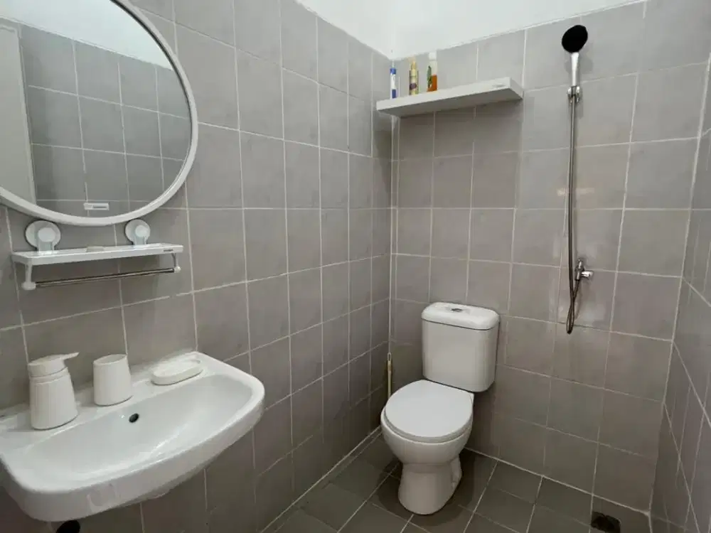 DIJUAL RUMAH HARGA MURAH LOKASI STRATEGIS DI DEKAT JAKARTA, DEPOK, BEKASI