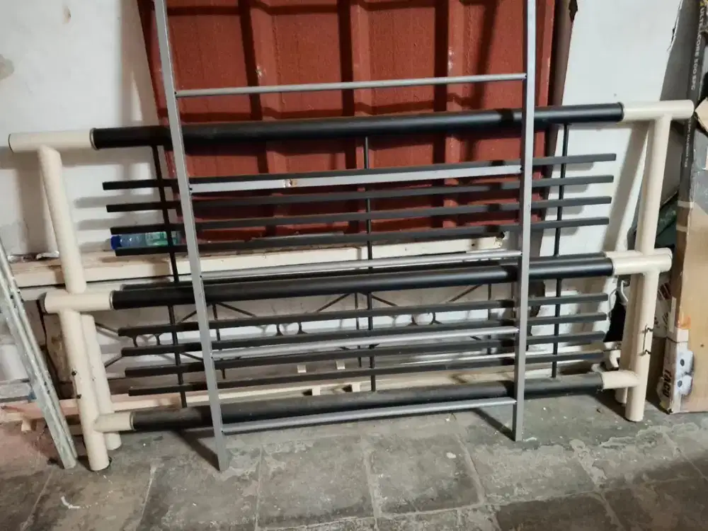 Jual ranjang besi minimalis