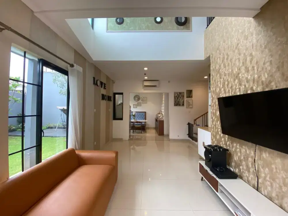 Dijual Rumah Modern Elegan 3 Br Luas 183M2 dengan Finishing Mewah Lokasi Strategis di Grand Trevista Rempoa Tanggerang Selatan