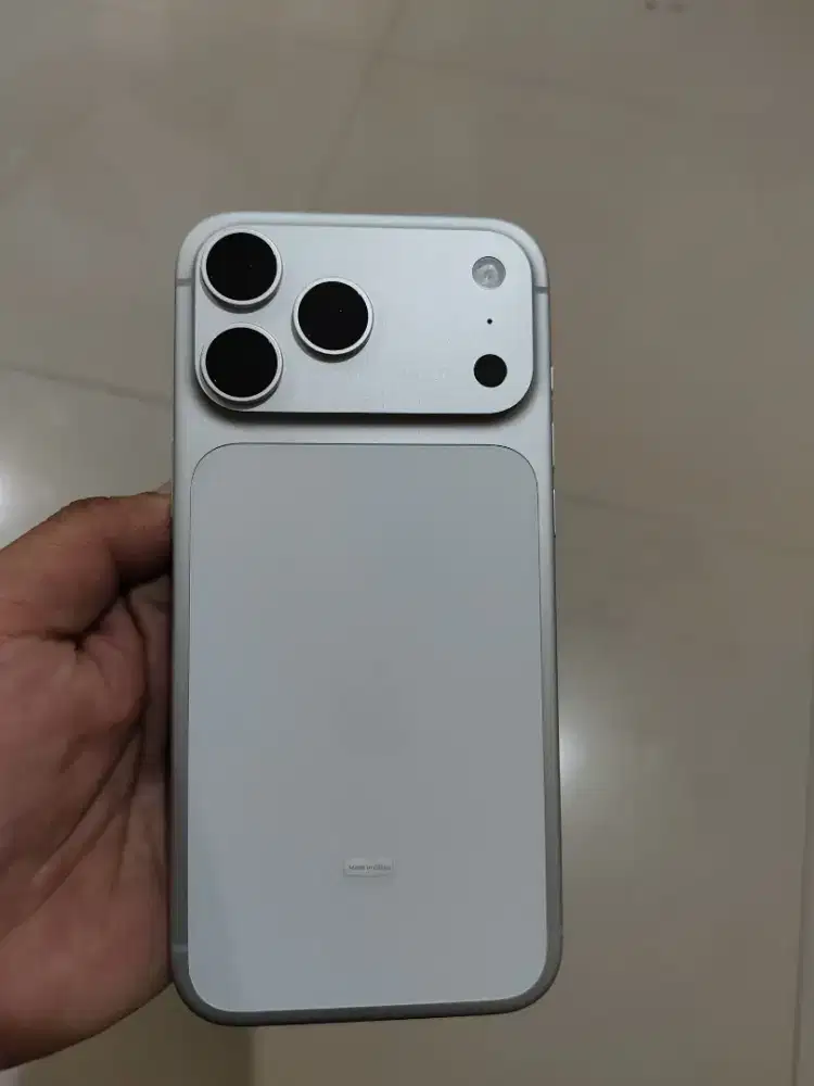 Iphone 17 pro max256gb ibox