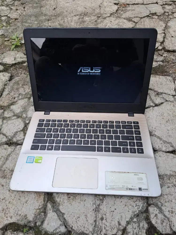 Asus A442UF Core I5 gen 8 nvidia MX130 Ram 8gb SSD 256 Hdd 1Tb NETT