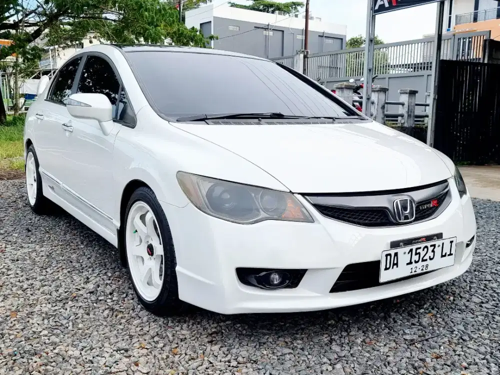 Honda Civic 1.8 FD1 Matic Upgrade Tipe R Tahun 2011 Sangat Istimewa