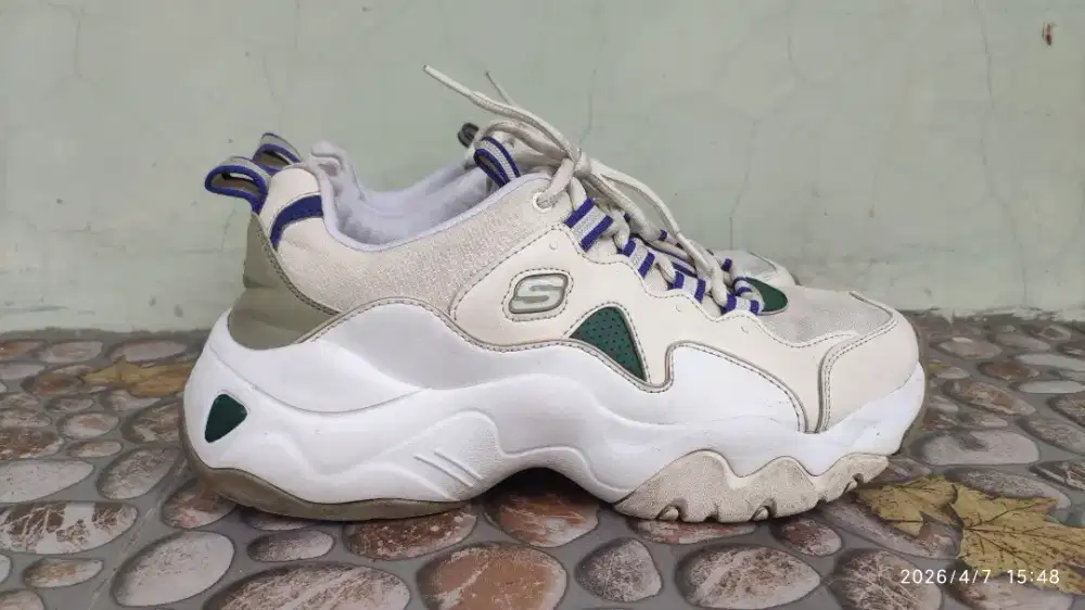 Skechers d'lites size 40