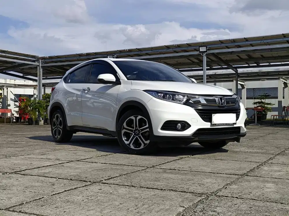 [ TDP 9,9 JUTA ] HRV HR V E AT 2019 LOW KM 53 RIBU