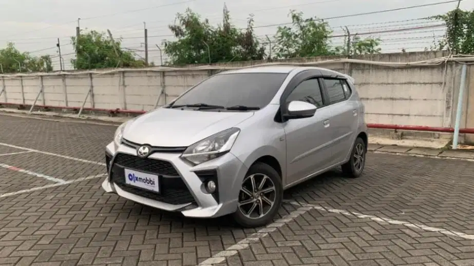 DP MURAH - Toyota Agya 1.2 G Bensin AT 2021 Silver