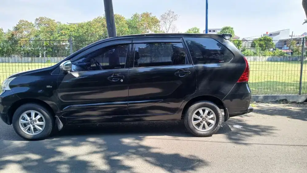 Dijual Avanza 1.3G Manual Hitam Tahun 2017 Pemakaian Pribadi