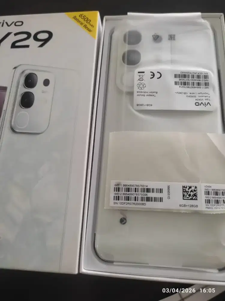 Vivo Y29 Putih.