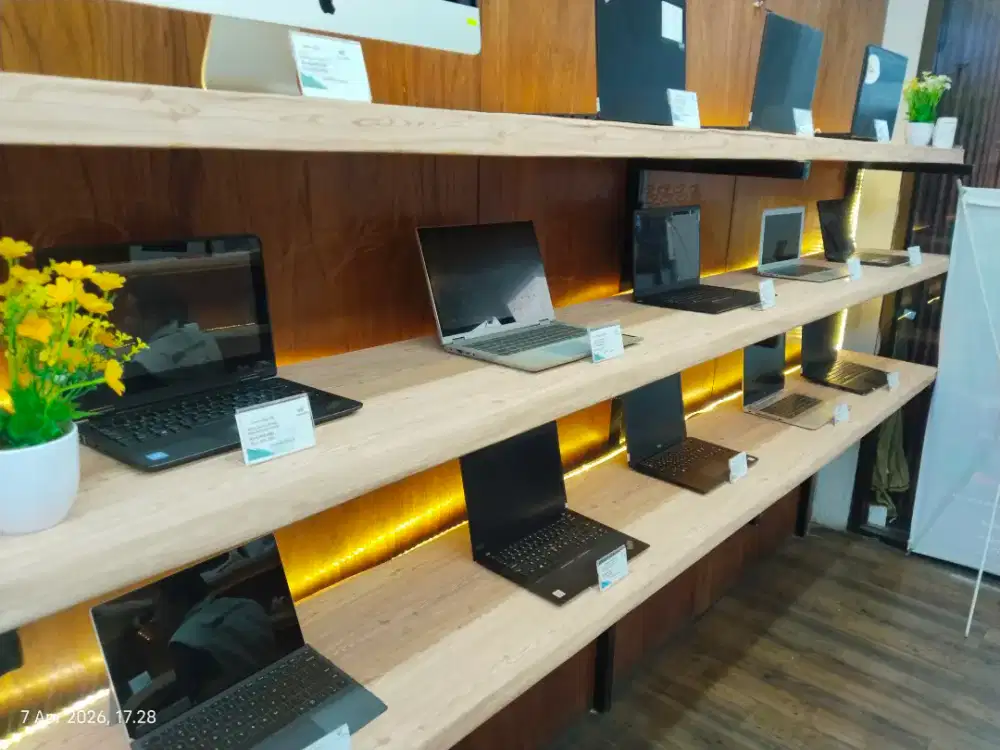 Laptop second bergaransi, Cicilan murah tanpa DP, Syarat Cukup KTP