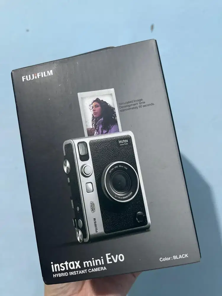 fuji instax mini evo black