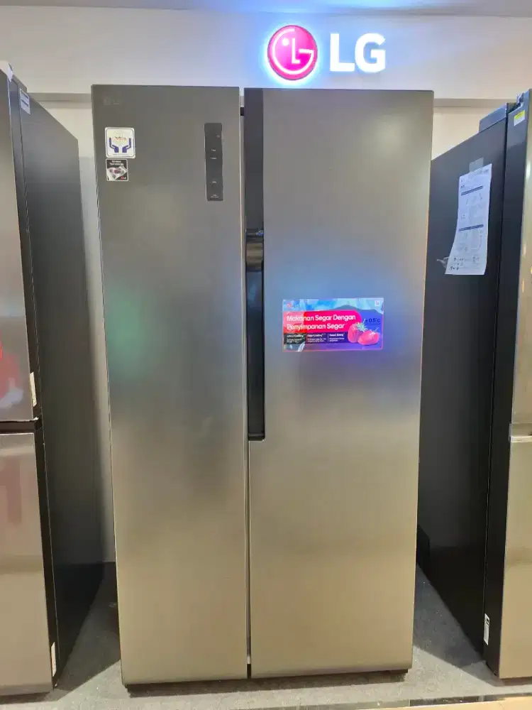 Kulkas LG side by side