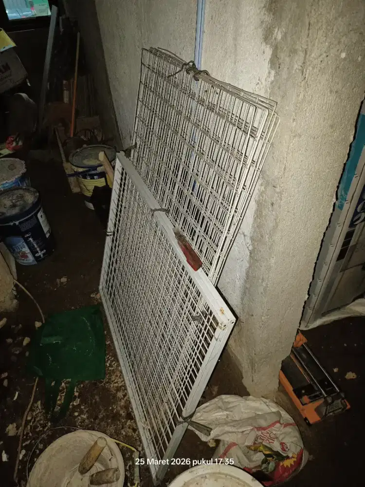 Ram aksesoris dan gantungan nya