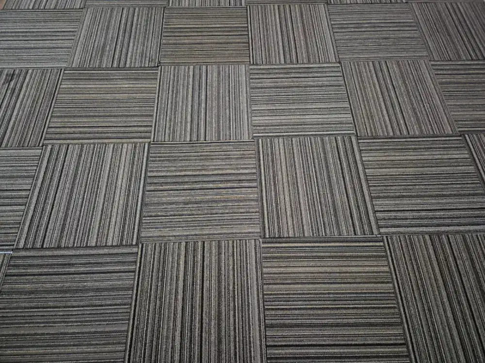 Karpet tile 60x60cm