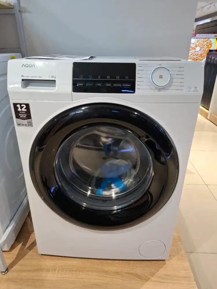 Mesin cuci Aqua Front loading
