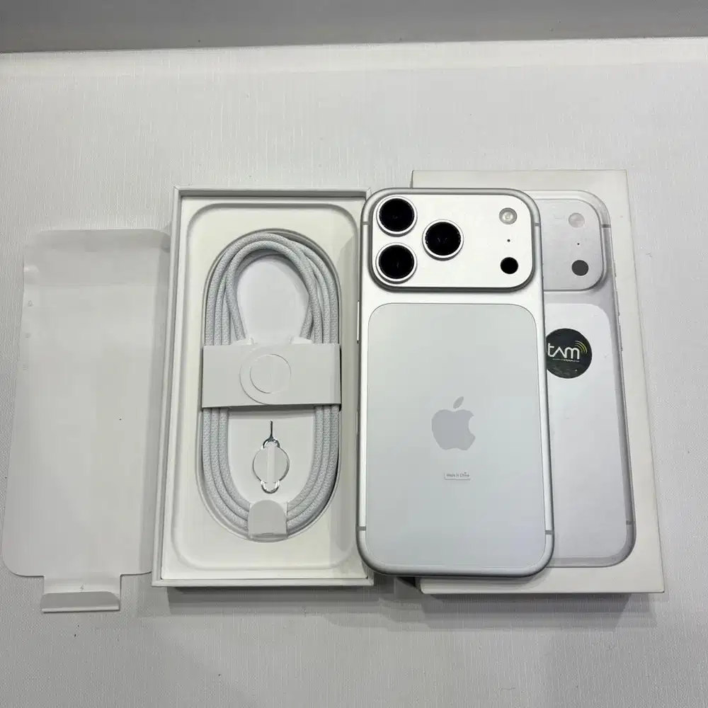 iphone 17 pro 256gb ibox aksesoris fresh masih baru mulus like new