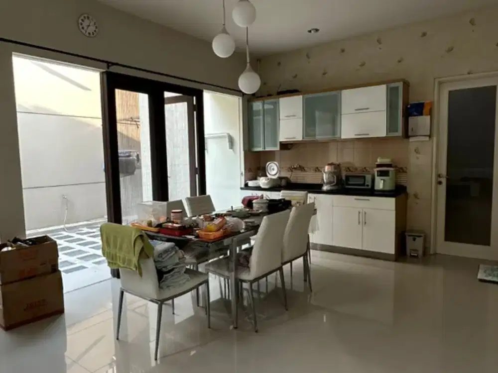 Dijual Rumah Royal Residence Crown Hill