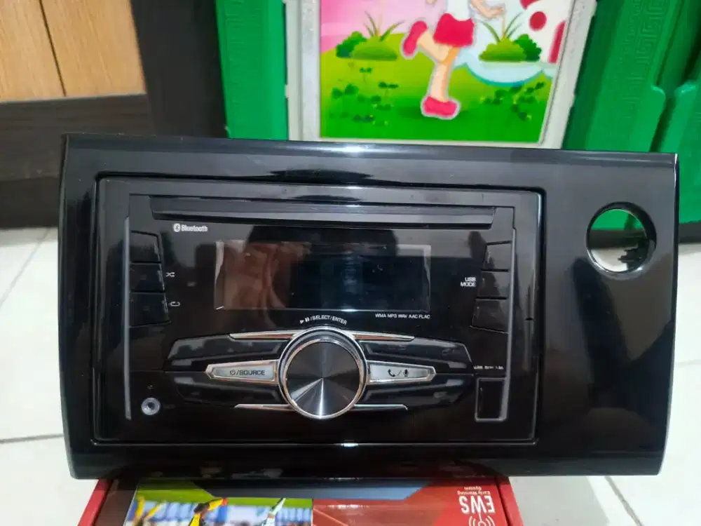 headunit original  copotan honda brio JVC kondisi ok siap running