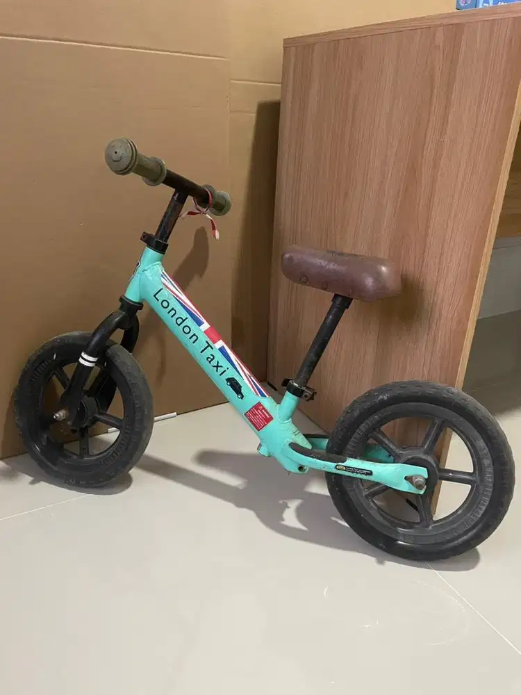 Balance bike, merk London taxi asli