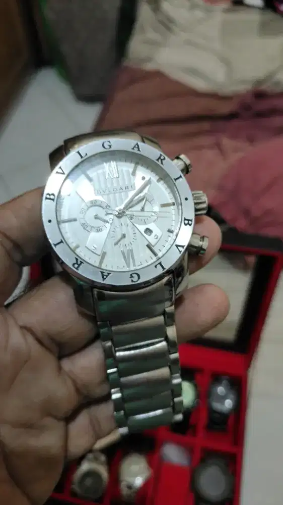 Jam BVLGARI cowok