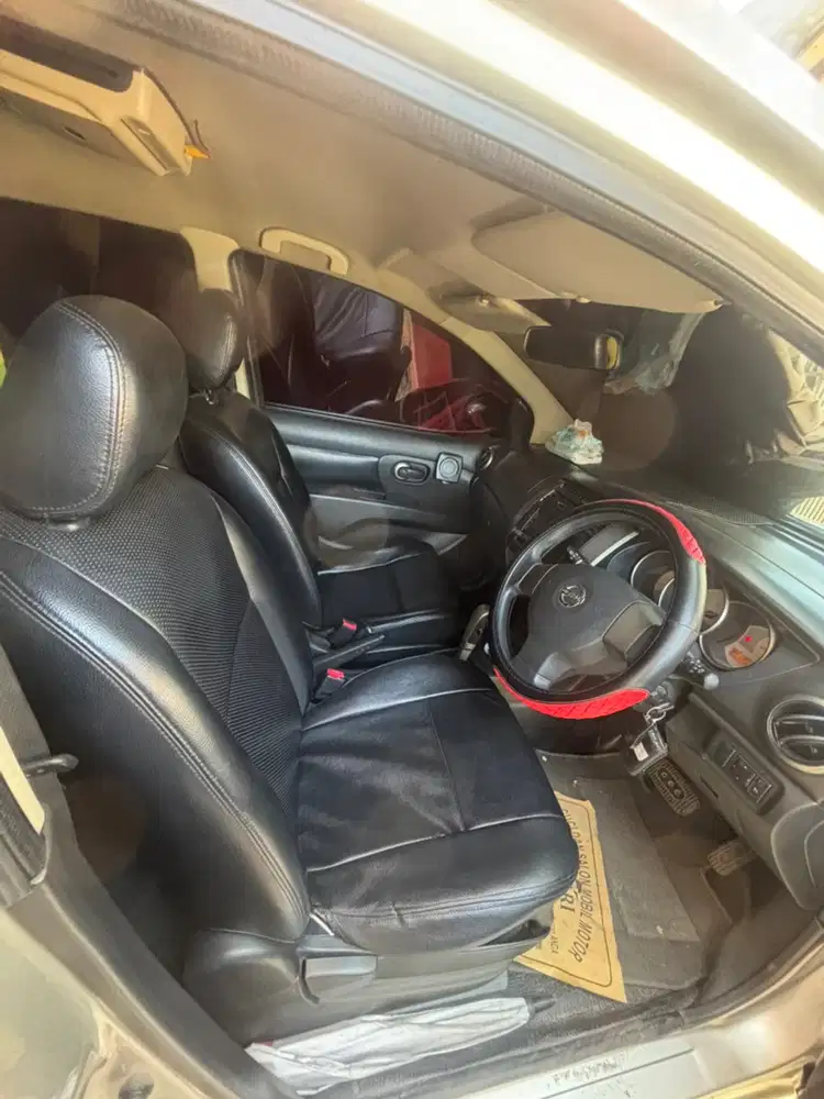 Nissan Grand livina 2011 Bensin