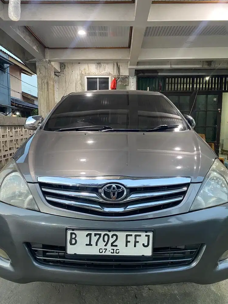 Toyota Kijang Inova G 2010 - Mesin Bandel, Siap Pakai, Harga Murah!