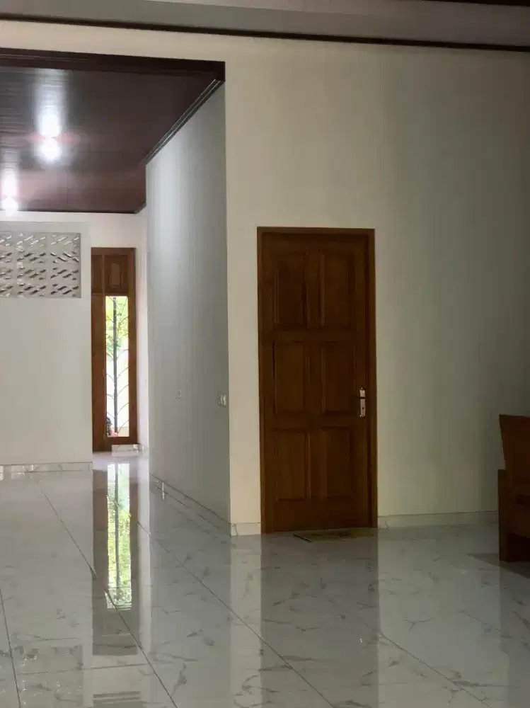 LANGKA RUMAH LEBAR LUAS 1 LANTAI TERMURAH SIAP HUNI DEKAT TOL