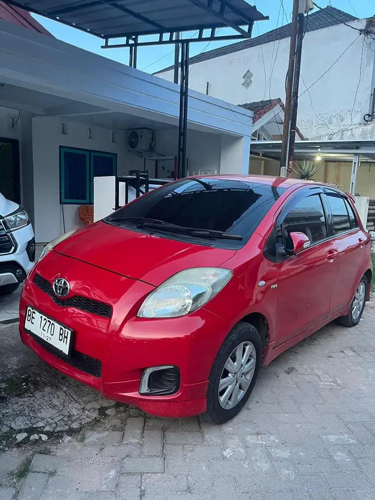 Toyota Yaris E Automatic