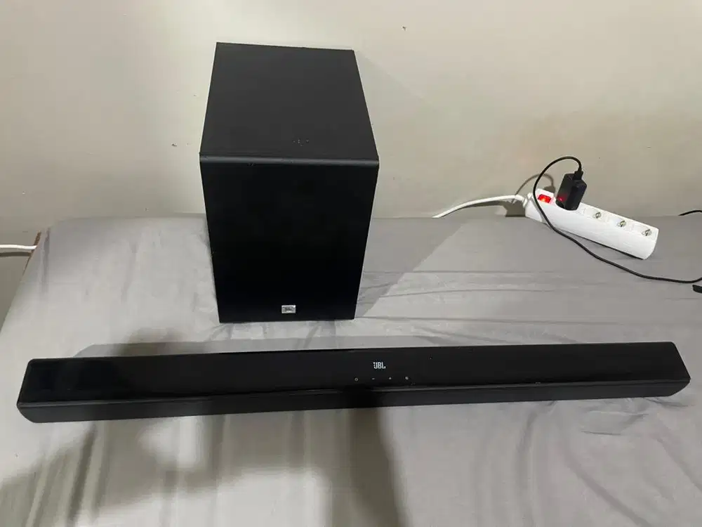 Speaker JBL Cinema SB 550