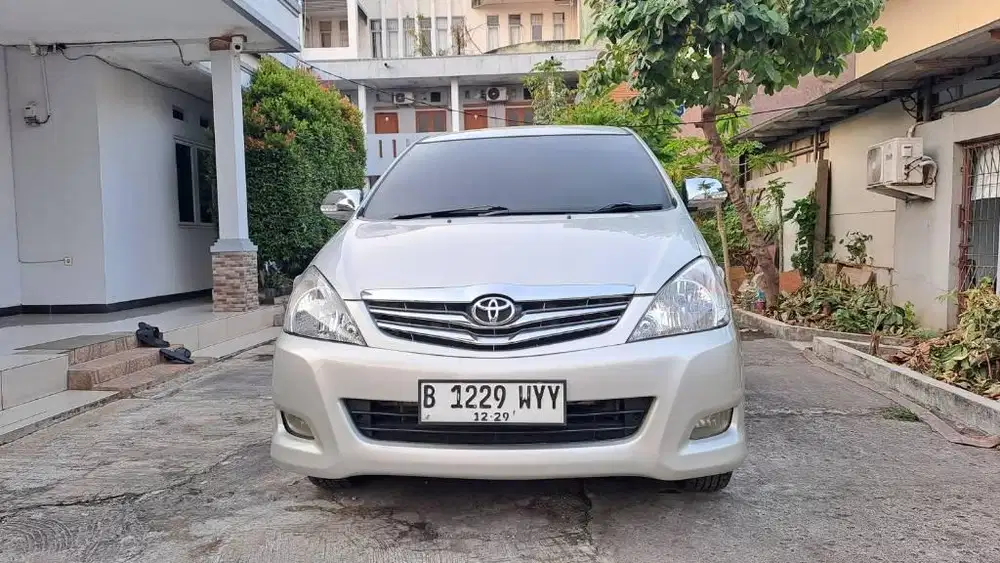 TOYOTA KIJANG INOVA V MATIK 2010 ISTIMEWA BERGARANSI CASH KREDIT