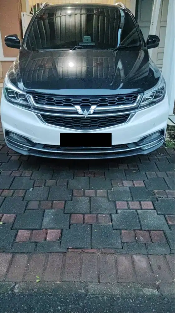 Dijual Second Wuling Cortez penggunaan pribadi body mulus