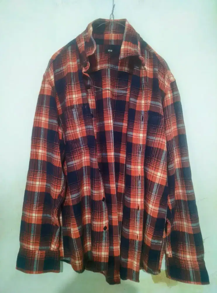 Kemeja Flanel UNIQLO Size L
