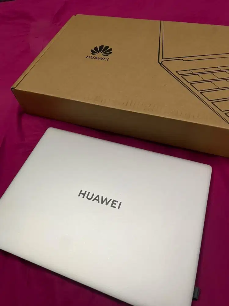 Laptop Huawei Matebook D14 2024 Gen 12