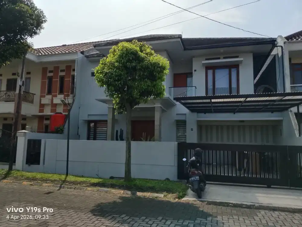 Rumah mewah di Komplek Batununggal Bandung Kota Harga Nego