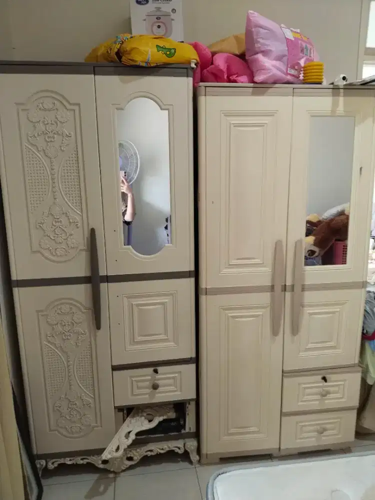 Dua Lemari Baju Kokoh Kuat Olymplast Plastik ukuran 180cm x 80cm