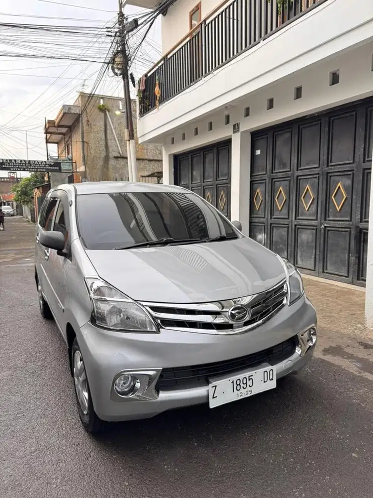 Daihatsu xenia x 2014 istimewa siap pake