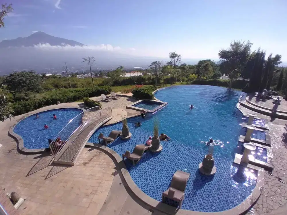 Villa di dalam area Hotel Amartahills di Kota Batu