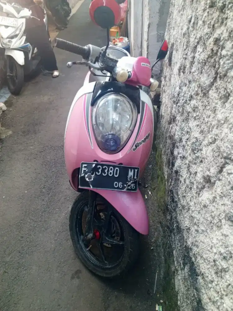 Scoopy 2012 karbu plat f