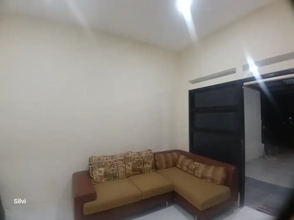 Disewakan rumah include barang di CitraLand Manado