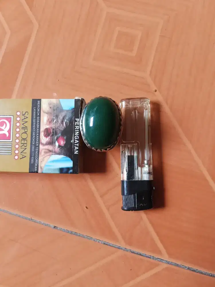 Batu bacan jumbo bawa langsung dari Maluku