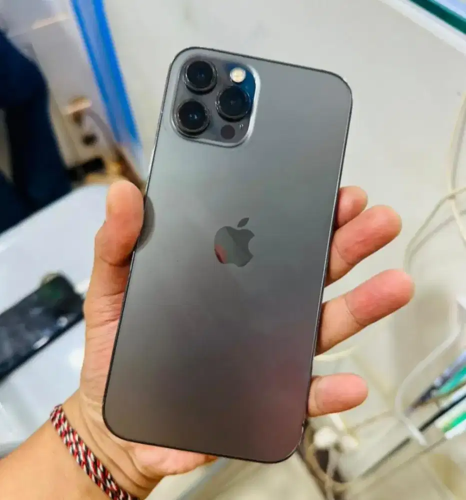 Second iPhone 12 Pro Max 128GB iBox – BH 87% Mulus