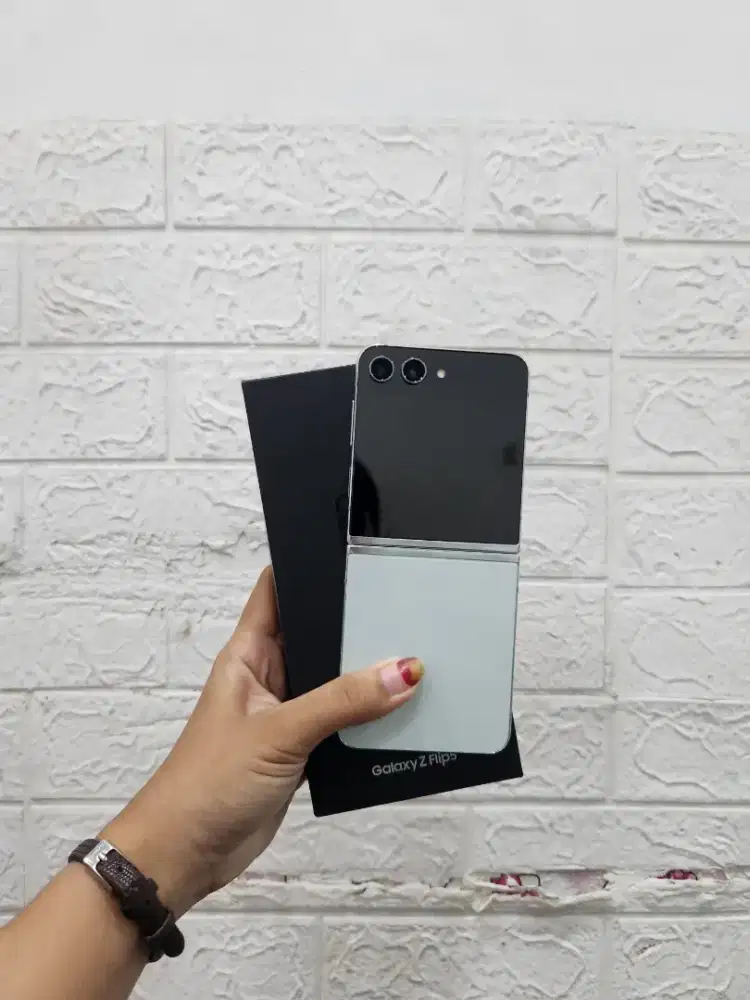 Samsung Z Flip 5 256Gb - Resmi #Relax