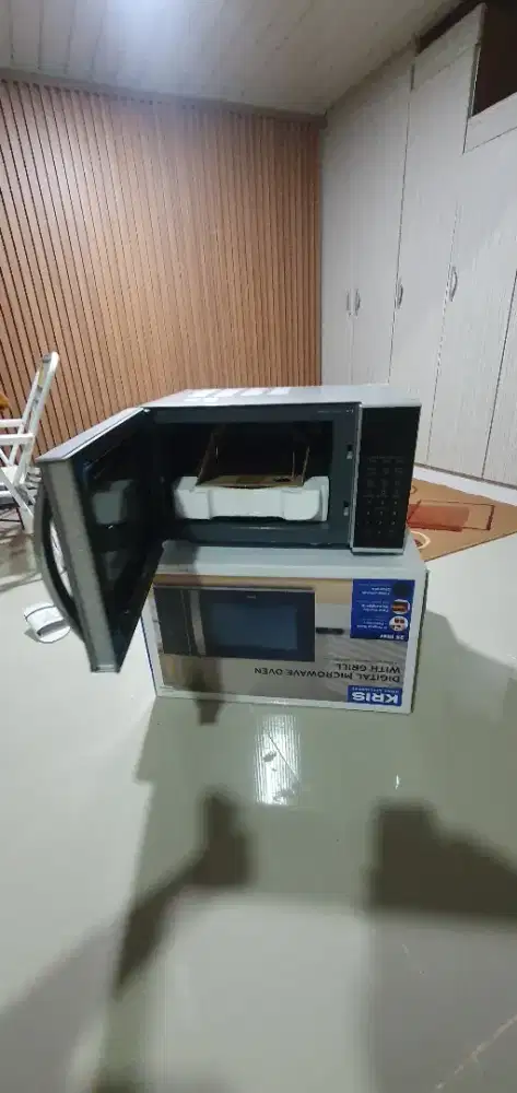 KRIS Digital Microwave Oven with Grill 25L